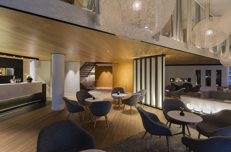 Others 1, Cram Hotel, Barcelona