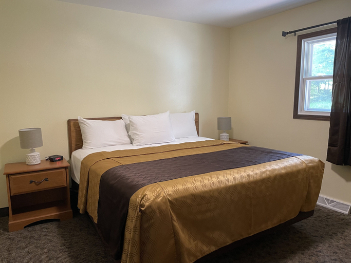 Bedroom 3, All Star Inn & Suites, Columbia
