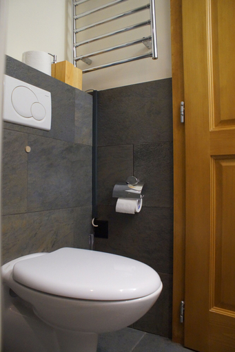 Bathroom 3, Charming & Intimate - Estoril, Sierre