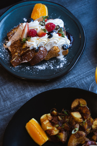 Food & Drinks 5, Northwinds Hotel Canmore, Division No. 15