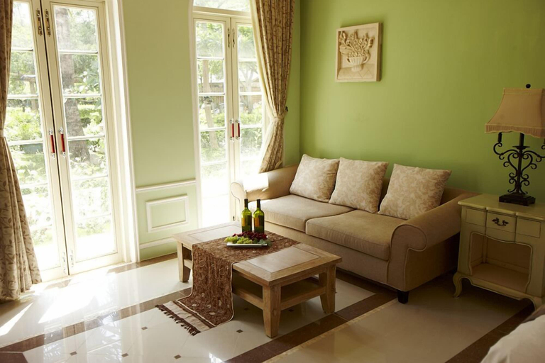 Others 5, My Chateau, Pingtung