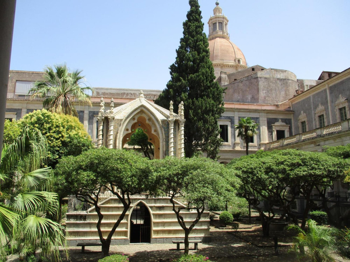 Exterior & Views 2, B&B Bella Stella, Catania