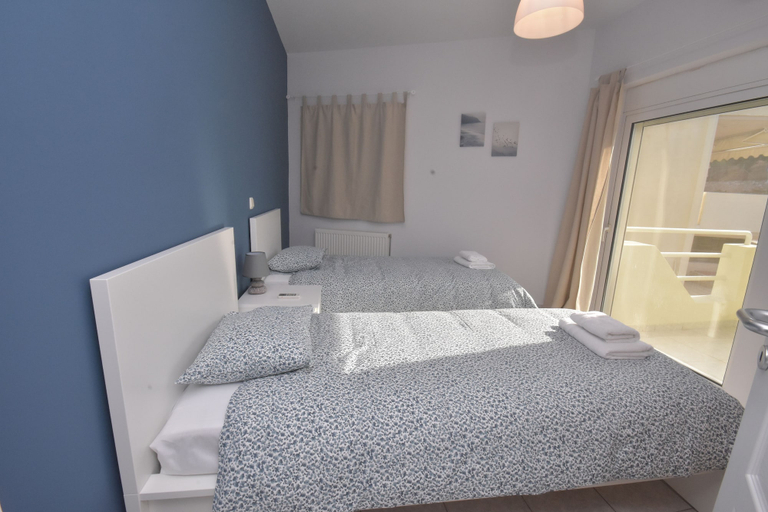 Bedroom 4, Double M, Attica