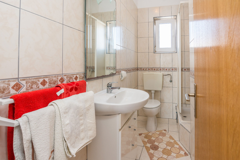 Bathroom 3, Apartments Jancic, Vir