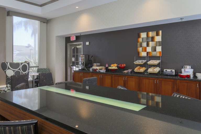 Food & Drinks 4, Residence Inn by Marriott Bakersfield, Kern