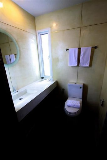 Bathroom 4, Bearing 26 Hotel, Muang Samut Prakan