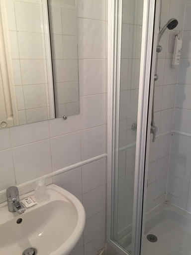 Bathroom 4, Hotel Au Patio Morand, Rhône