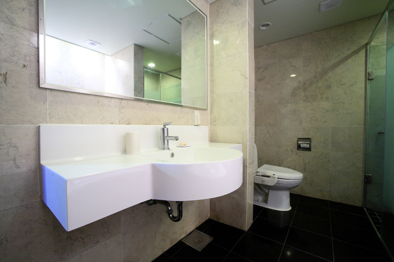 Bathroom 4, Hanwha Resort Jeju, Jeju