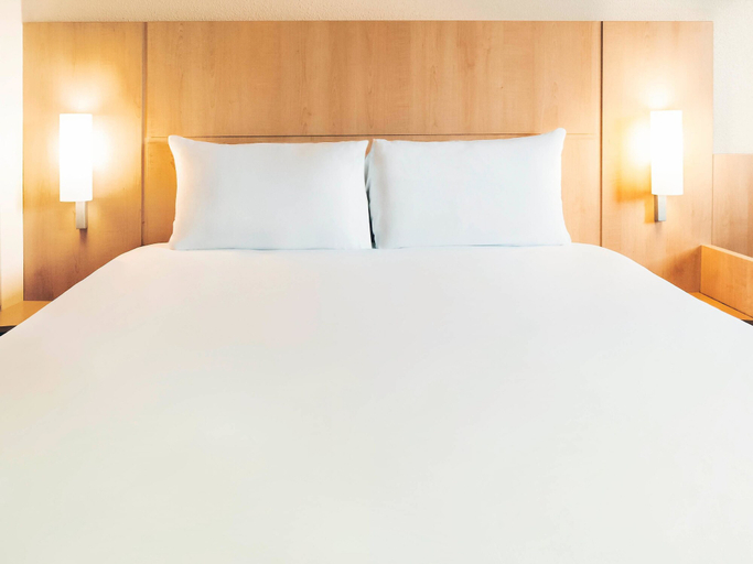 Bedroom 2, ibis Liverpool Centre Albert Dock - Liverpool One, Sefton