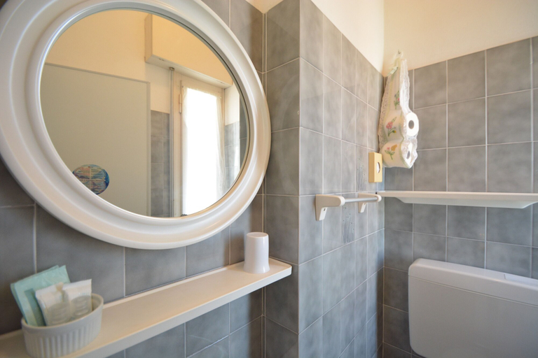 Bathroom 5, Hotel Mirabella, Rimini