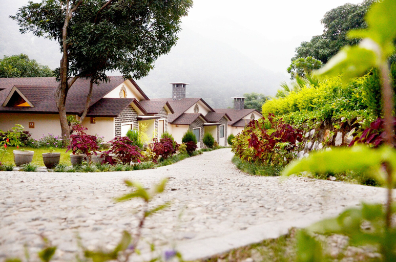 Exterior & Views 2, LaTigre Resort, Almora