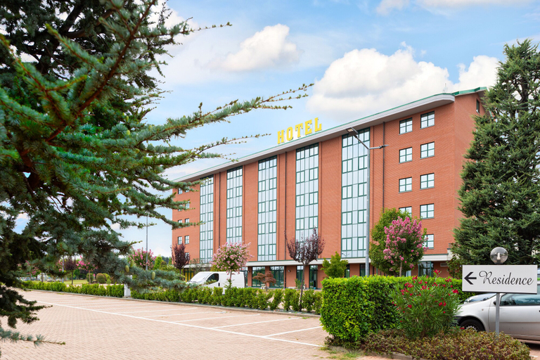 Exterior & Views 2, Rivoli Hotel, Torino
