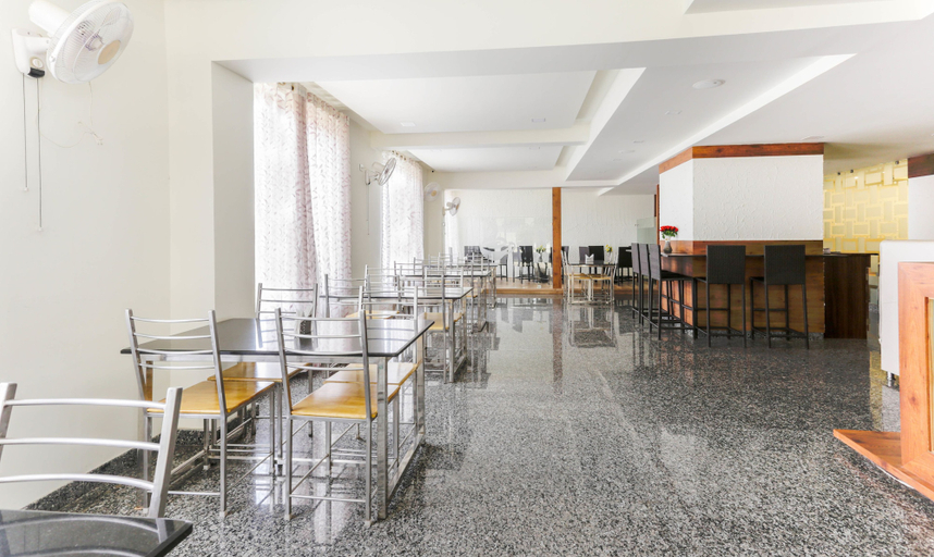 Food & Drinks 4, Treebo Sunrise,5 mins to Mahatma Gandhi Park, Chikmagalur