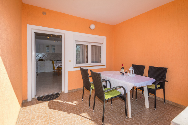 Others 5, Apartments Jancic, Vir