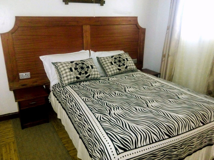 Bedroom 3, Angiri Camp - Campsite, Kieni