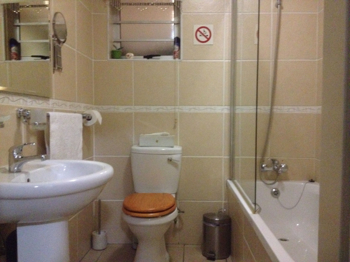 Bathroom 5, The Nook B&B, Frances Baard