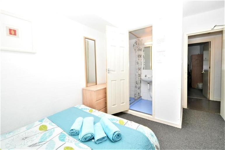 Bedroom 2, Waterfront Guest Accommodation, Inverclyde