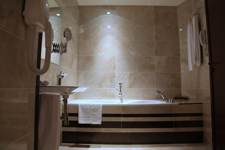 Bathroom 5, Rosslyn Dimyat Hotel Varna, Varna
