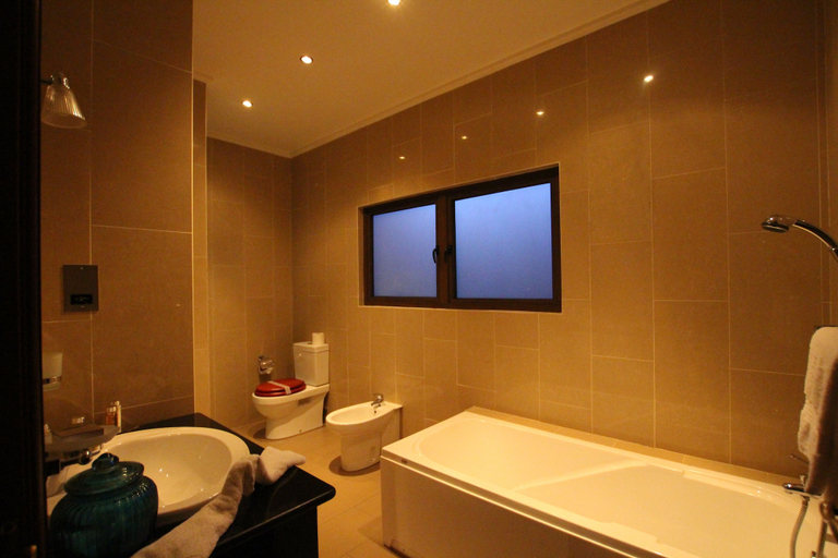 Bathroom 3, Petit Amour Villa