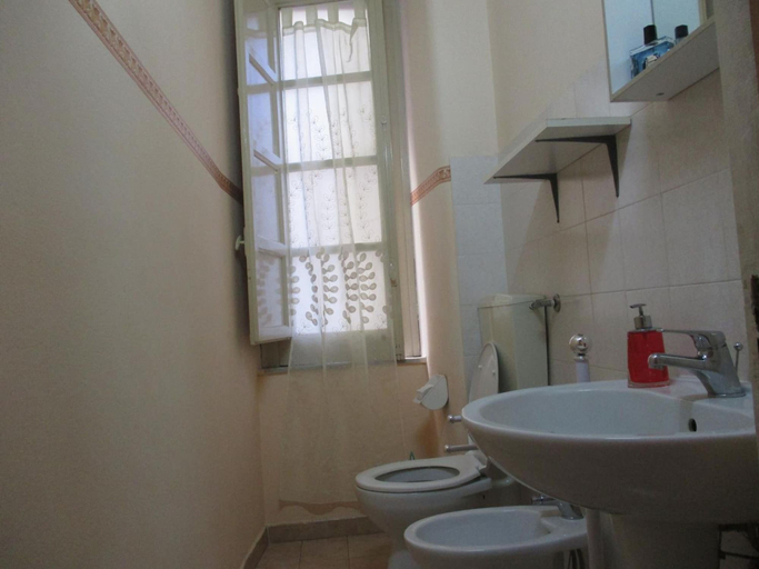 Bathroom 5, B&B Bella Stella, Catania