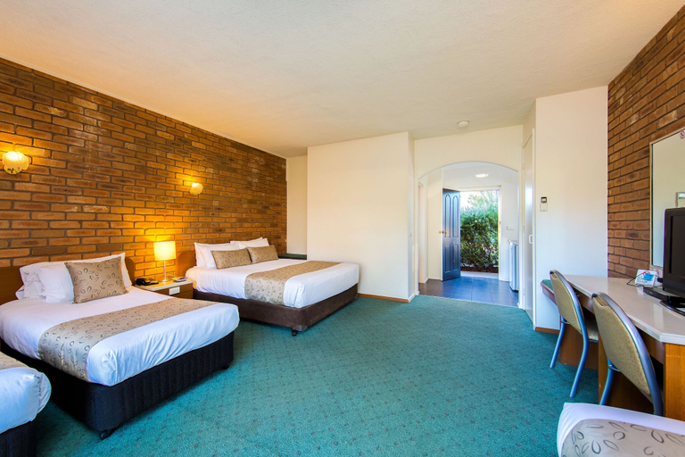Bedroom 4, Thurgoona Country Club Resort, Albury