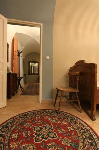 Others 4, 1 Bed Flat - Sleeps 3 - Pets - Wifi, Praha 1