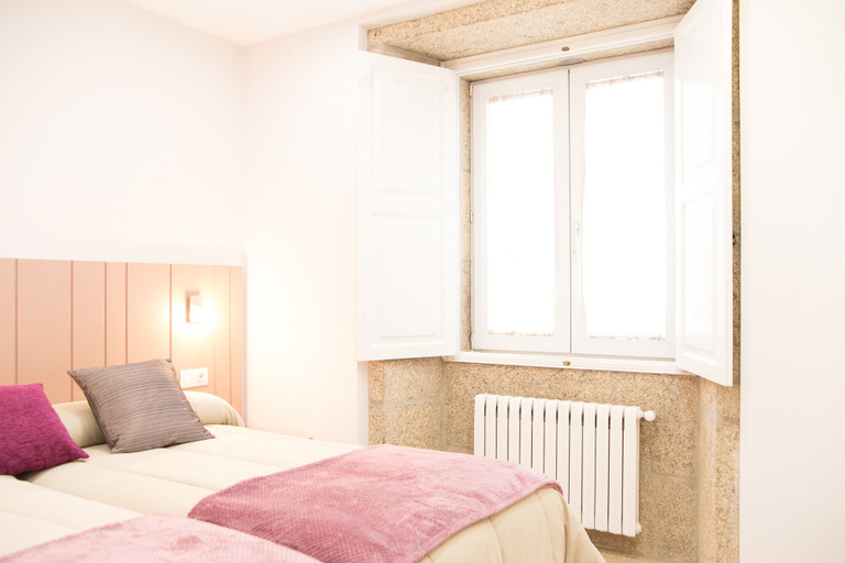 Bedroom 3, Linares Rooms Santiago, A Coruña