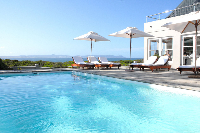 Sport & Beauty, Ocean Eleven Guest House, Overberg