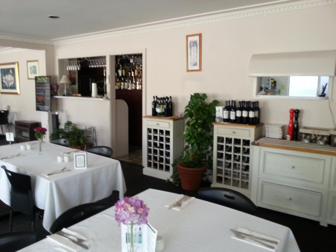 Food & Drinks 5, Yass Motel, Yass Valley