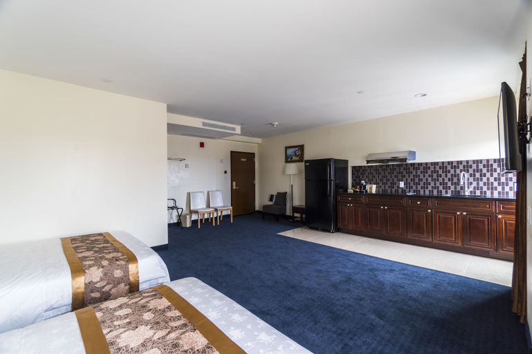 Others 5, John Hotel, New York