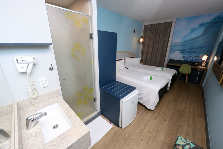 Bathroom 5, Golden Tulip Guarujá, Guarujá
