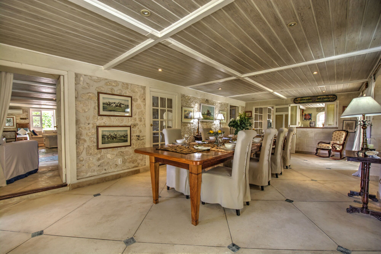 Food & Drinks 5, We Stay Well Sanctuary Barbados - Wellness in Paradise