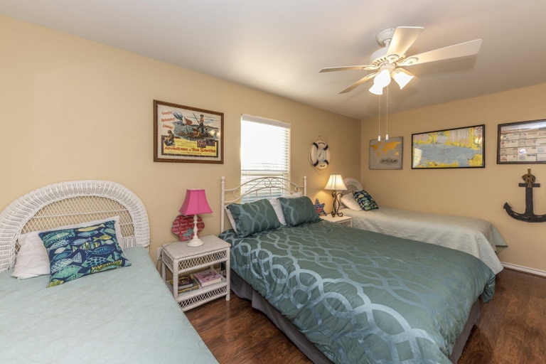 Bedroom 3, Blue Pearl, Aransas