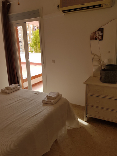 Bedroom 3, Nervión Plaza, Sevilla