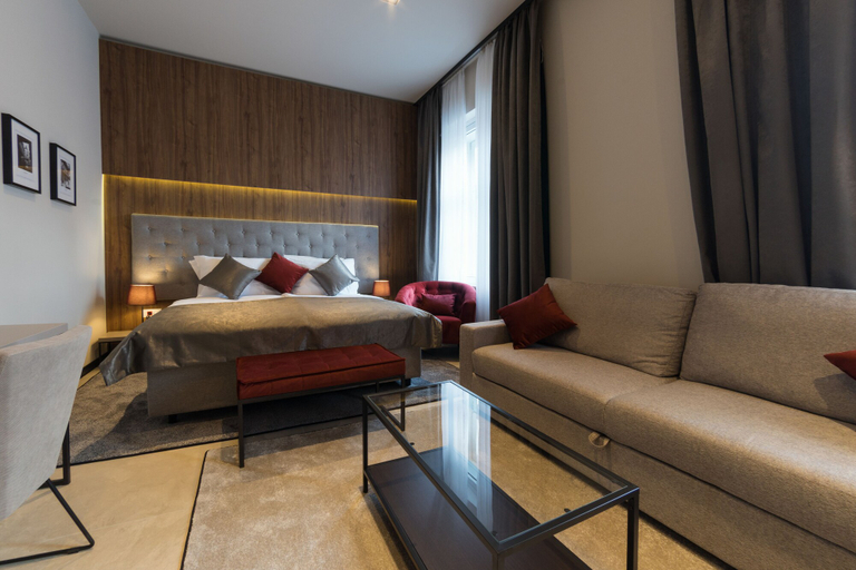 Others 5, Dezman Luxury Center, Zagreb