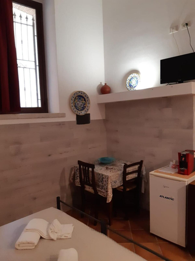 Bedroom 3, Palazzo dei Corsari- Apartment, Trapani