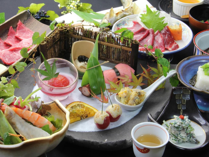 Food & Drinks 4, Oyado Kafugetsu, Minamioguni