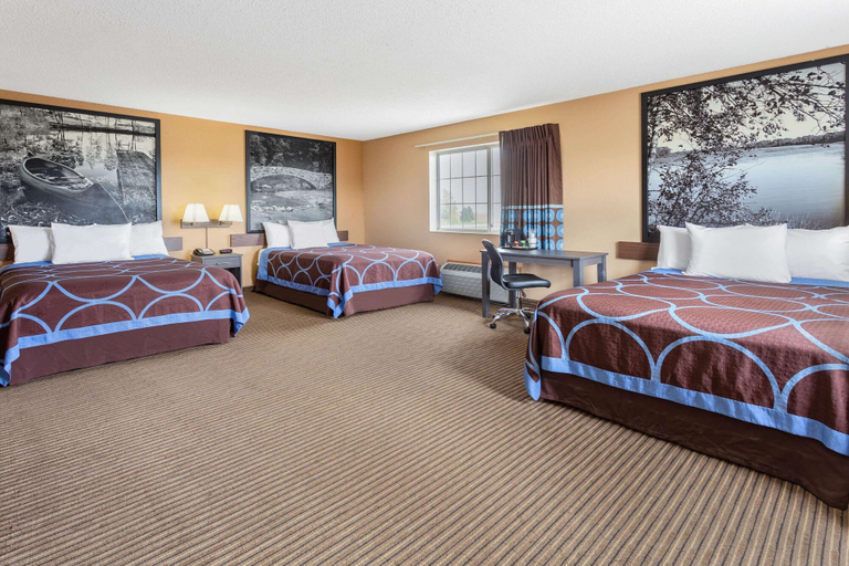 Bedroom 3, Super 8 By Wyndham Fort Dodge Ia, Webster