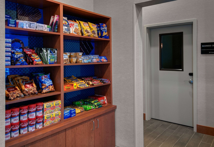 Food & Drinks 5, Hampton Inn and Suites Astoria, Clatsop
