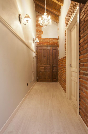 Others 5, Apartamentos el Aramo, Asturias