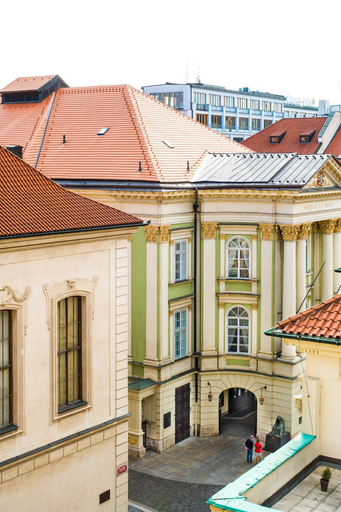 Exterior & Views 2, Hotel Leon D´Oro, Praha 1
