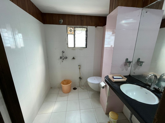 Bathroom 4, Hotel Pratap Residency, Ranchi