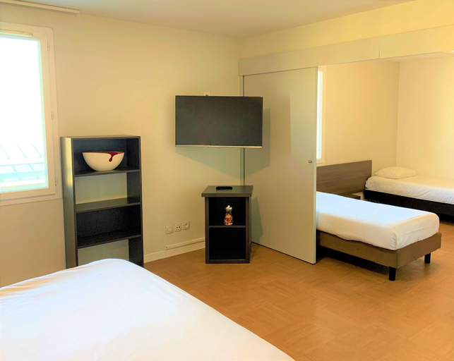 Bedroom 2, Apart'Hotel Sainte-Marthe, Vaucluse