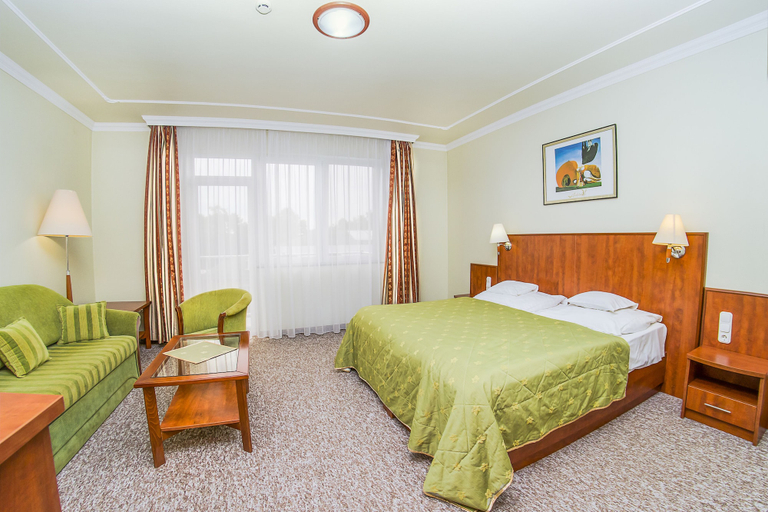 Bedroom 4, Hotel Silver, Hajdúszoboszló