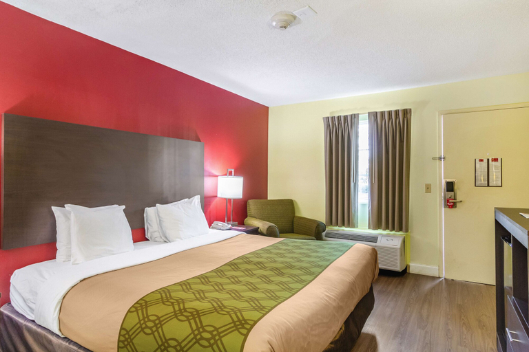 Bedroom 3, SureStay Hotel by Best Western Brunswick, Glynn