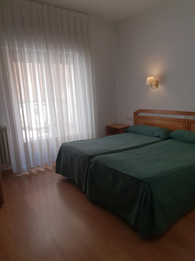 Bedroom 4, Hotel Amefa, Salamanca