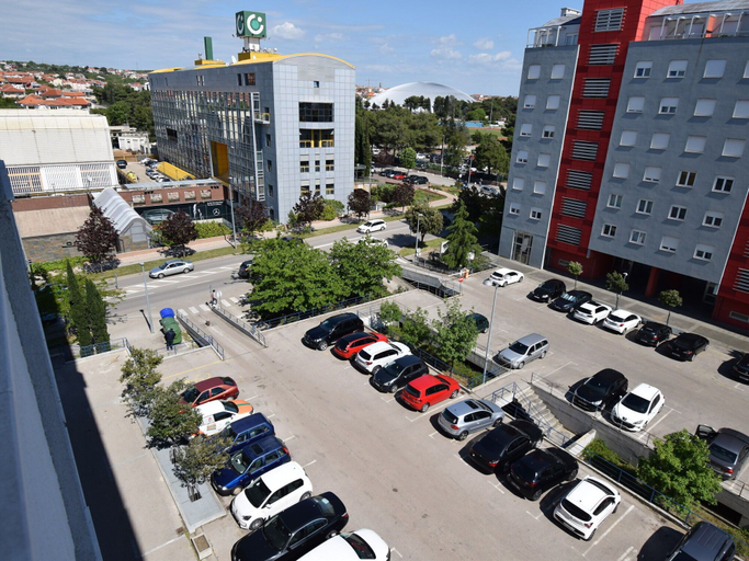Exterior & Views 2, Spacious Apartment in Zadar With Balcony, Zadar