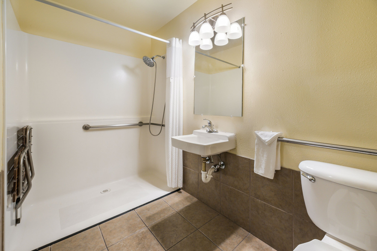 Bathroom 5, Quality Inn & Suites near NAS Fallon, Churchill