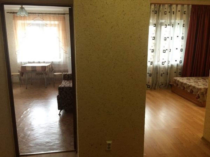Others 5, Apartment on Melnichnaya 26, Tyumen'