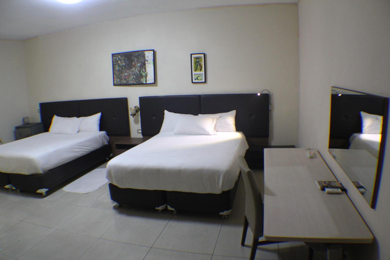 Bedroom 4, Murex Plaza Hotel & Suites, Greater Monrovia